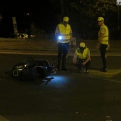 Auto contro scooter, due feriti a Terni