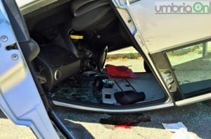 Incidente fra due Punto, auto ribaltata via Radice, via Lambruschini - 3 agosto 2016 (7)