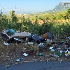 Rifiuti-caos a Terni: epidemia di inciviltà