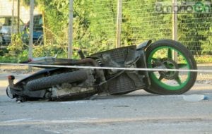incidente-piazzale-bosco-studente-17enne-ferito-scooter-29-settembre-2016-4