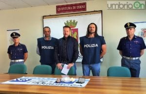 maxi-sequestro-mezzo-chilo-di-cocaina-albanese-in-manette-squadra-mobile-terni-26-settembre-2016-5