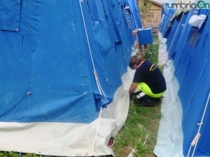 terremoto- San Pellegrino tendopoli tende