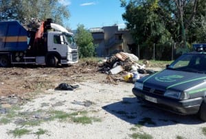 terni-via-irma-bandiera-discarica-2