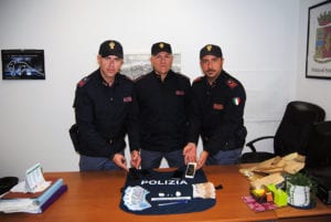 droga-perugia-polizia34535-fileminimizer