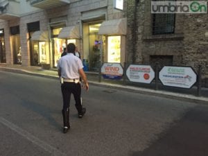 polizia-ambulanza-118-piazza-san-francesco-terni2