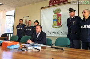 abusi-e-violenze-bimbo-6-anni-a-terni-arrestati-madre-e-compagno-rumeni-16-novembre-2016-8
