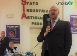 Assessore Antonio Bartolini IIS Piscille Perugia Convegno sul fumo