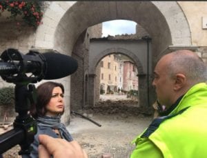 Laura Boldrini a Visso (foto twitter Laura Boldrini)