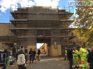 norcia-terremoto-fabio-toni-20161102-wa0042-porta