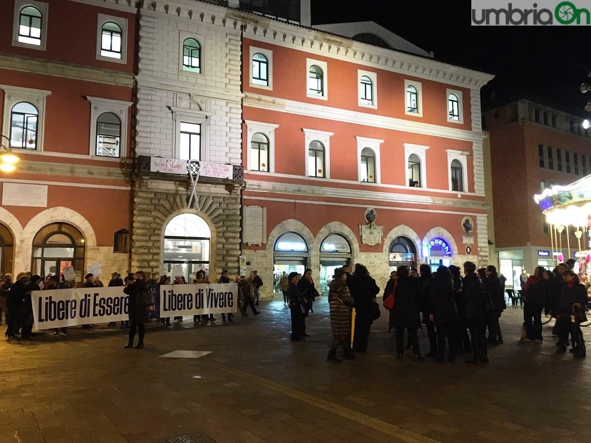Violenza sulle donne: #NonUnaDiMeno