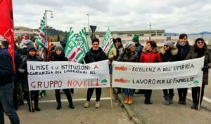 manifestazione-lavoratori-novelli-spoleto-1-dicembre-2016-2