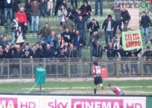 Simone Palombi corre sotto la curva nord, ancora decisivo