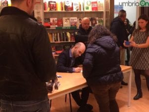 perugia-feltrinelli-roberto-saviano-3