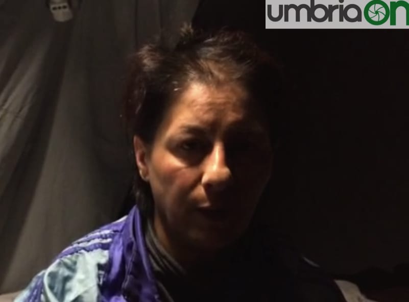 Terremoto: «In tenda, come le bestie»