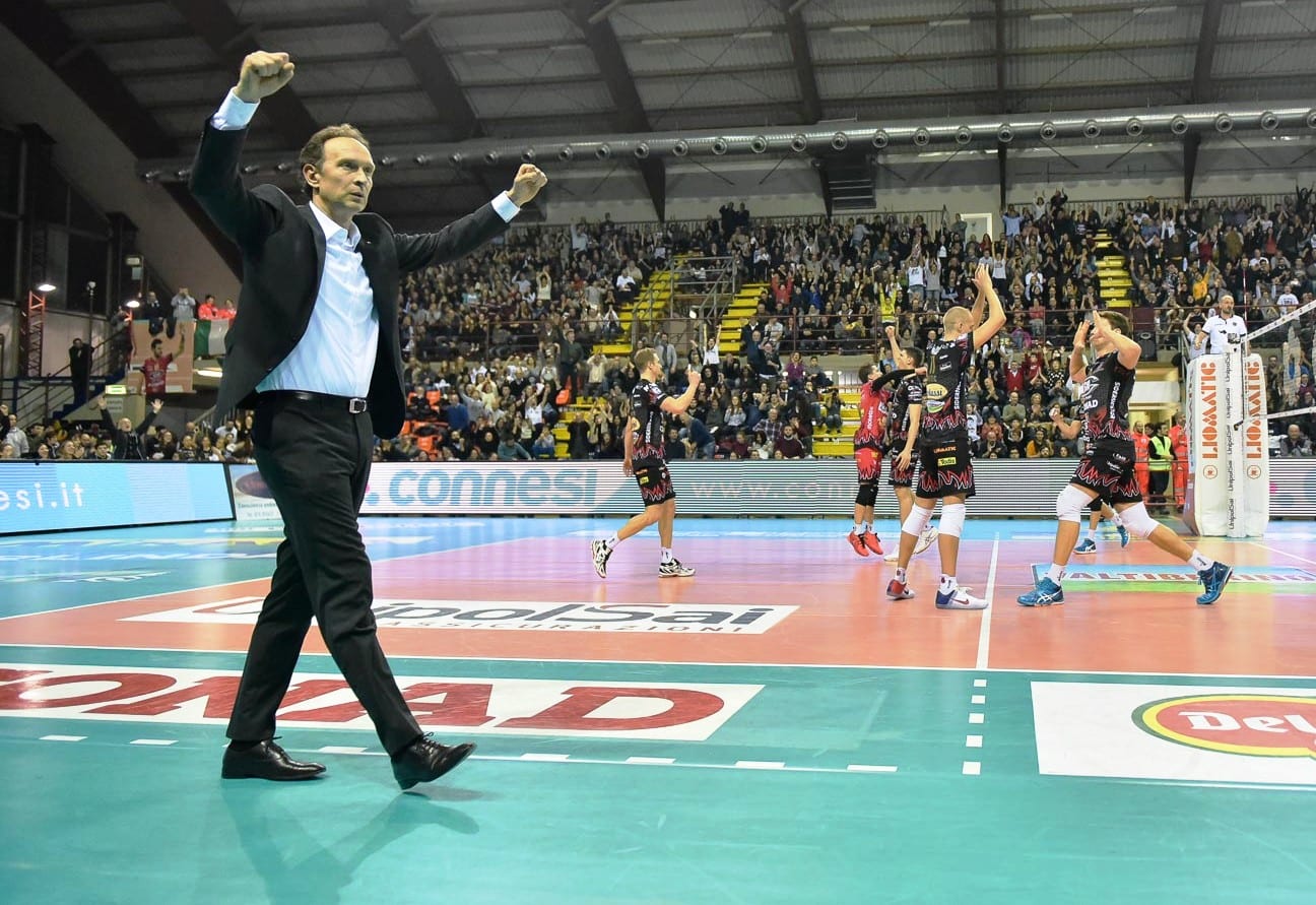 Volley, la Sir Perugia travolge Sora
