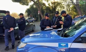 volante-aragona-e-reparto-prevenzione-crimine-umbria-marche-polizia-generica-controlli-13-dicembre-2016-4