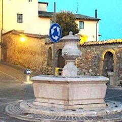 Montecastrilli, fontana sfregiata: «Vandali»