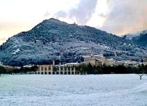 Gubbio neve (da pagina Comune Gubbio)