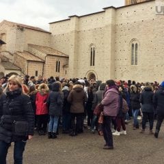 Terremoto senza fine, evacuate le scuole