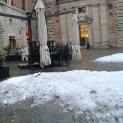 Perugia, via la pista ma il ghiaccio resta