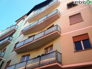 terni-freddo-ghiaccio-gelo-inverno-via-primo-maggio-stalattiti-3
