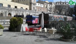 Perugia Sant'Anna ultimo giorno piazzale vuoto per gli ultimi treni