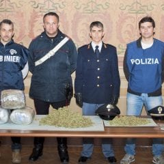 Foligno, 4 chili di ‘erba’: arrestato 18enne