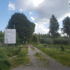 Villa Pitignano: «Schiavi delle puzze»