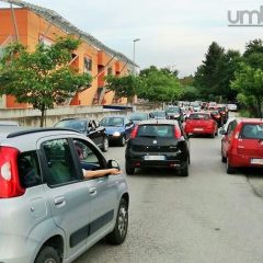 Perugia, traffico in tilt: lite in viale Centova