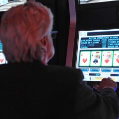 Umbria, persi al gioco 357 euro a testa