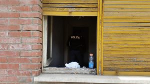 via del lavoro - casa occupata 1 (foto Punzi)