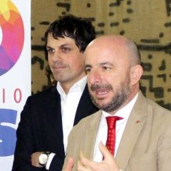 Avis Perugia: «Politici donate il sangue»