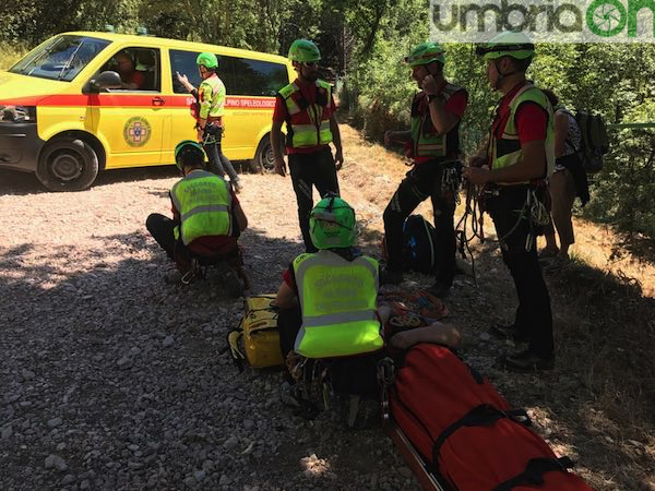 Incidente sul Subasio, Sasu salva turista