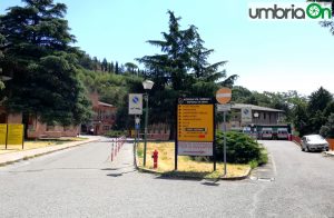Ospedale di Assisi ingresso Pronto Soccorso generica giorno