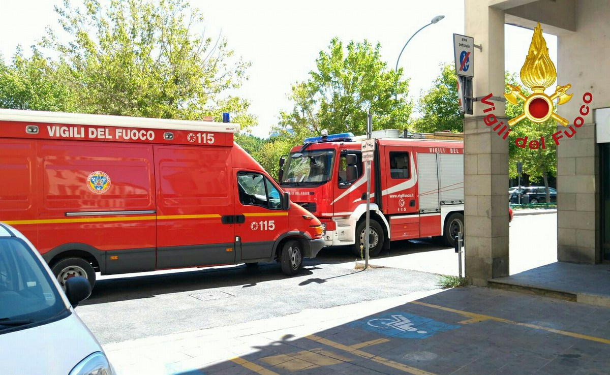 Terni, malori in Cgil: 115 evacua la sede