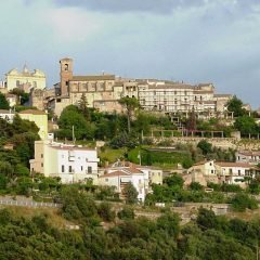 Covid, rifiuti a Calvi: il sindaco ‘bacchetta’ Asm e risolve