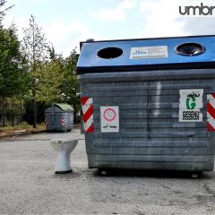 Perugia, a Olmo spunta un water
