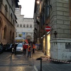 Edificio perde pezzi: paura a Perugia