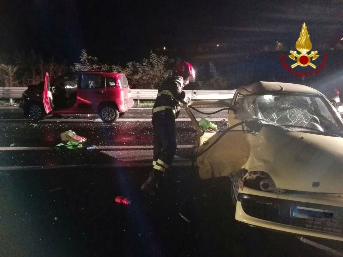 Perugia, gravi 2 ragazzi dopo un incidente