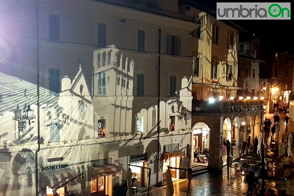 Il Natale di Assisi parte con il videomapping
