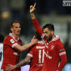 Pro Vercelli-Perugia 0-2 E il Grifo vola altissimo