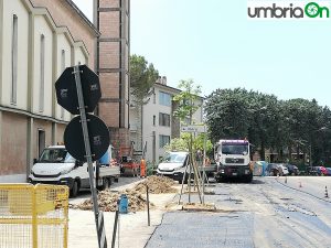 Aceri al posto dei Pini a Case Bruciate Perugia rifacimento strade