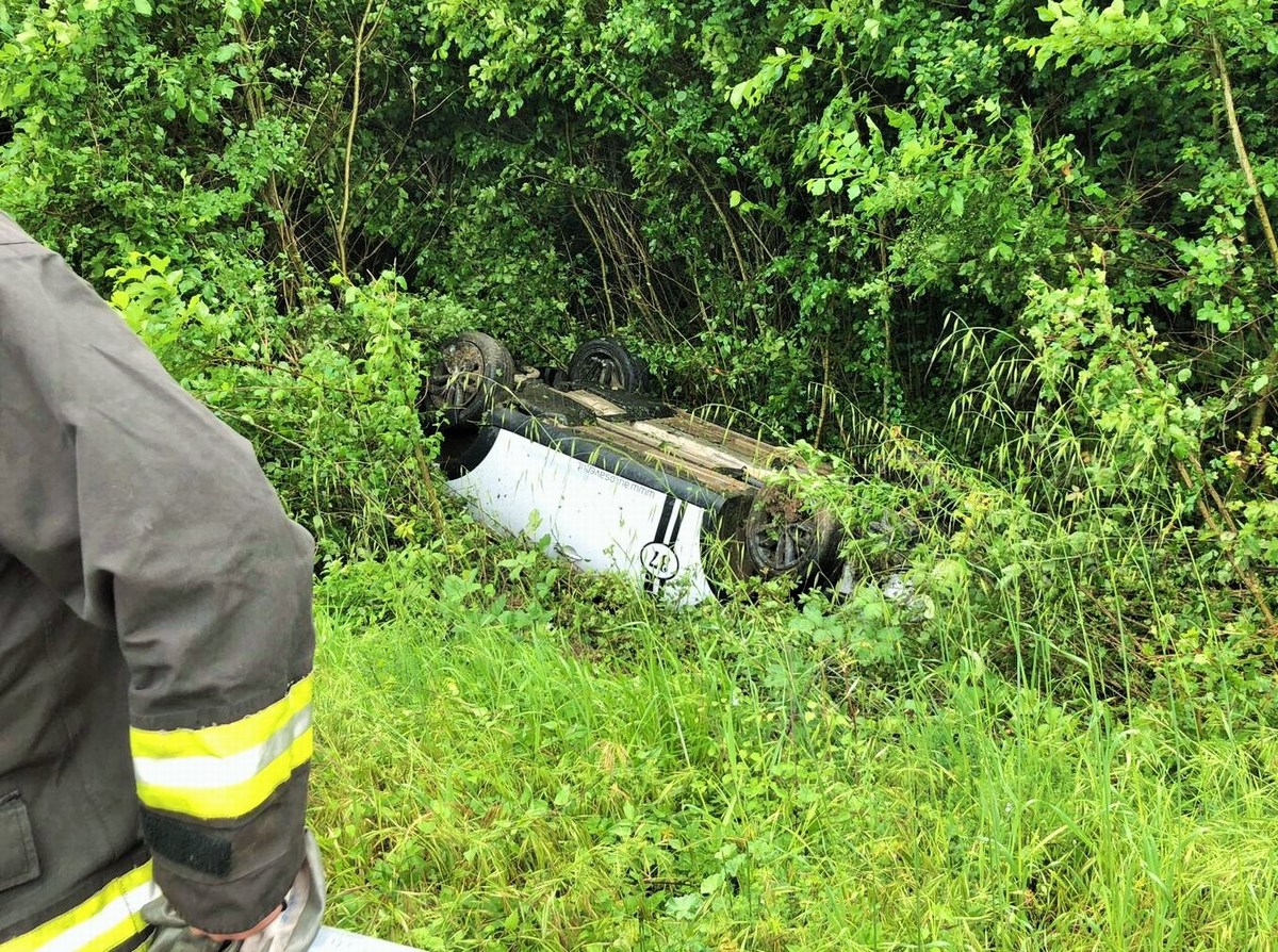 E45, con l’auto nella scarpata: ferito 74enne