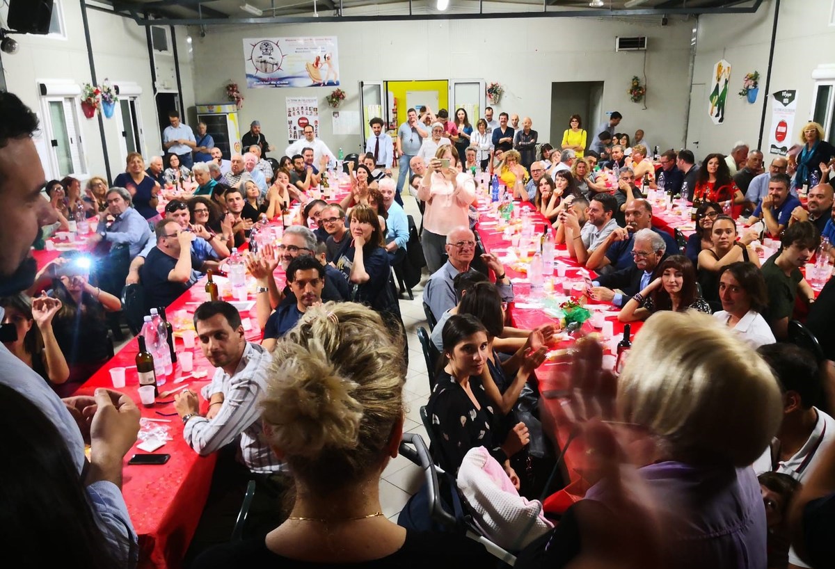 Senso Civico, a cena si canta ‘Bella Ciao’