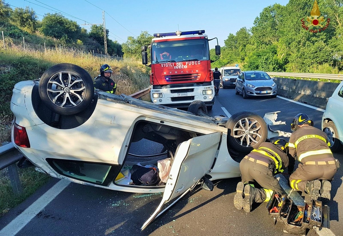 Perugia-Bettolle, incidente con tre feriti
