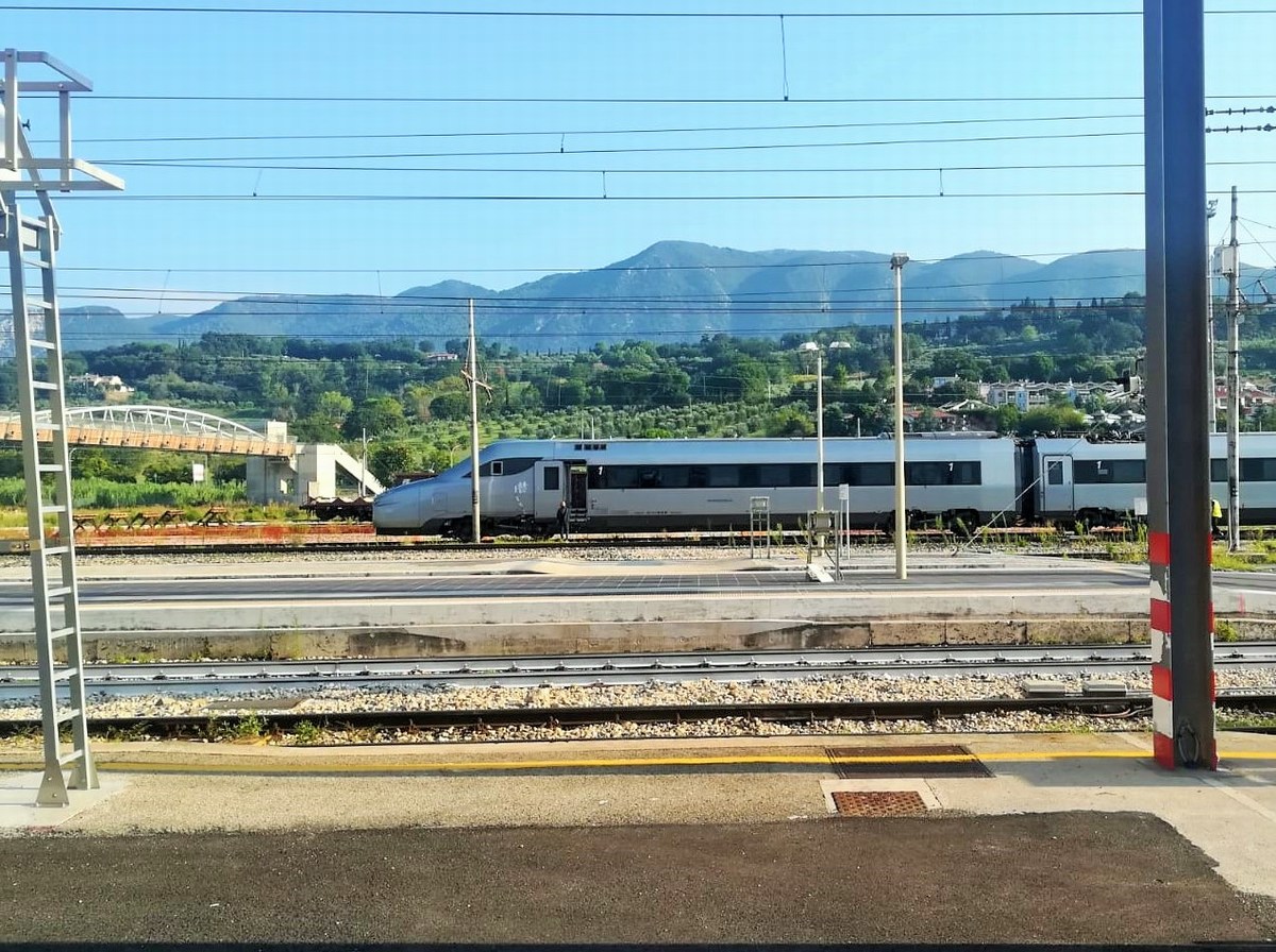 Terni, l’ETR 700 fa sperare. Ma per poco