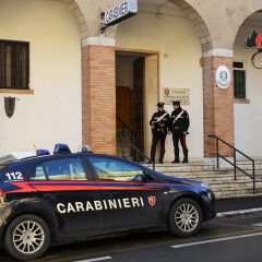Liceale arrestato per droga a Orvieto: «Può uscire di casa solo per andare a scuola»
