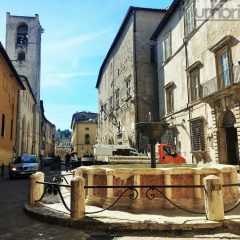 Narni, tutto pronto per la Festa della castagna: sbandieratori, vino, musica e polentata