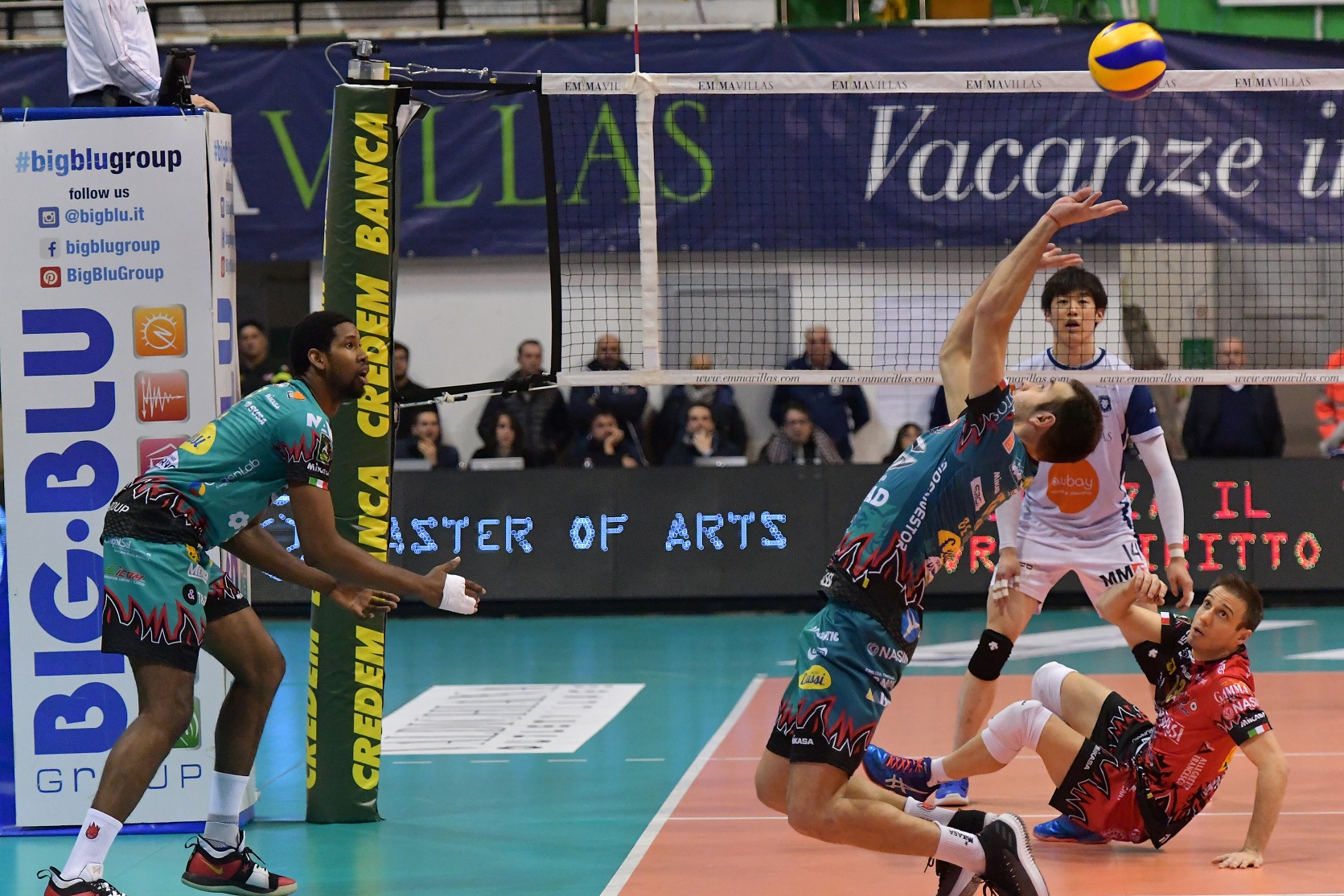 Sir vince, Trento perde: Perugia torna in vetta
