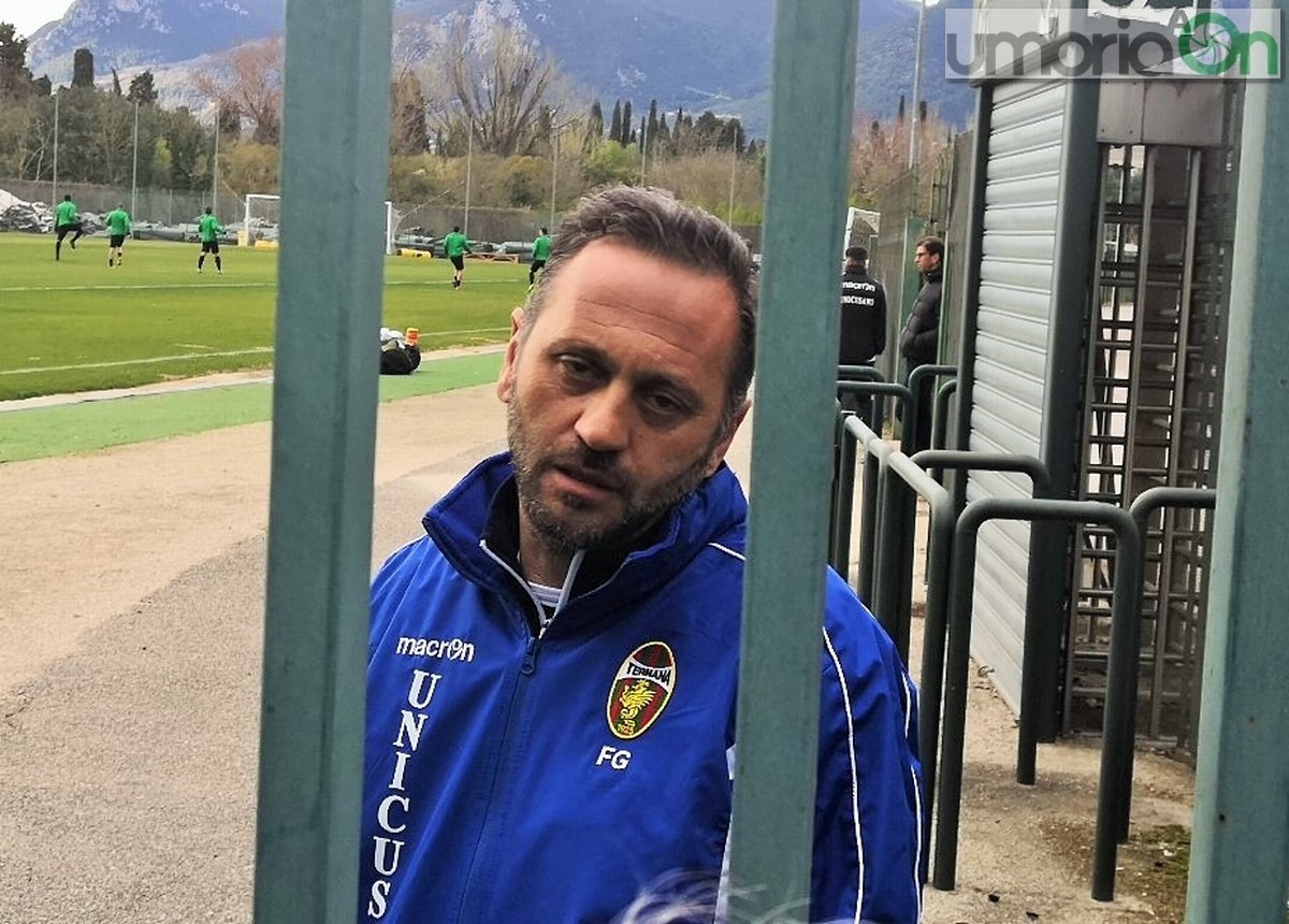 Ternana, tifosi a Gallo: «Mister, fuori nomi»
